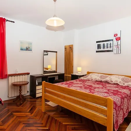Lumanera Apartment