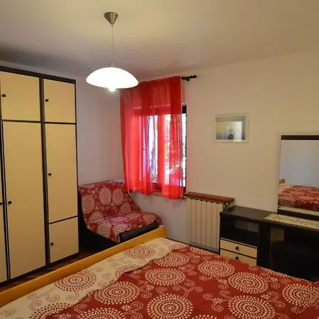 Lumanera Apartment *